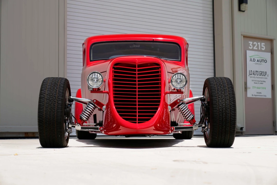 Ford Hot Rod - Image 18 of 31