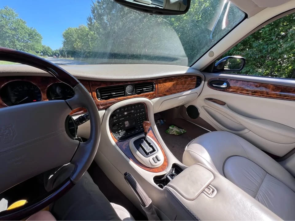 2002 Jaguar X308 XJ - Image 7 of 10
