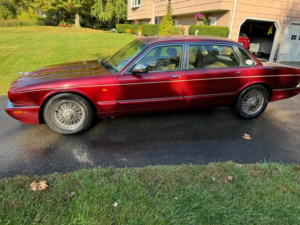1996 Jaguar X300 XJ - Image 2 of 6