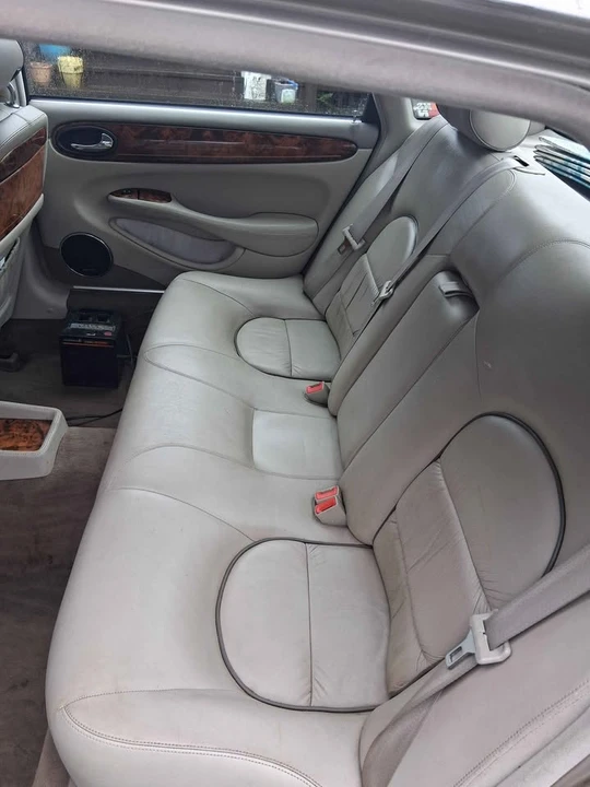1998 Jaguar X308 XJ - Image 7 of 10