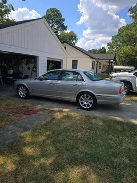 2004 Jaguar Vanden Plas XJ8