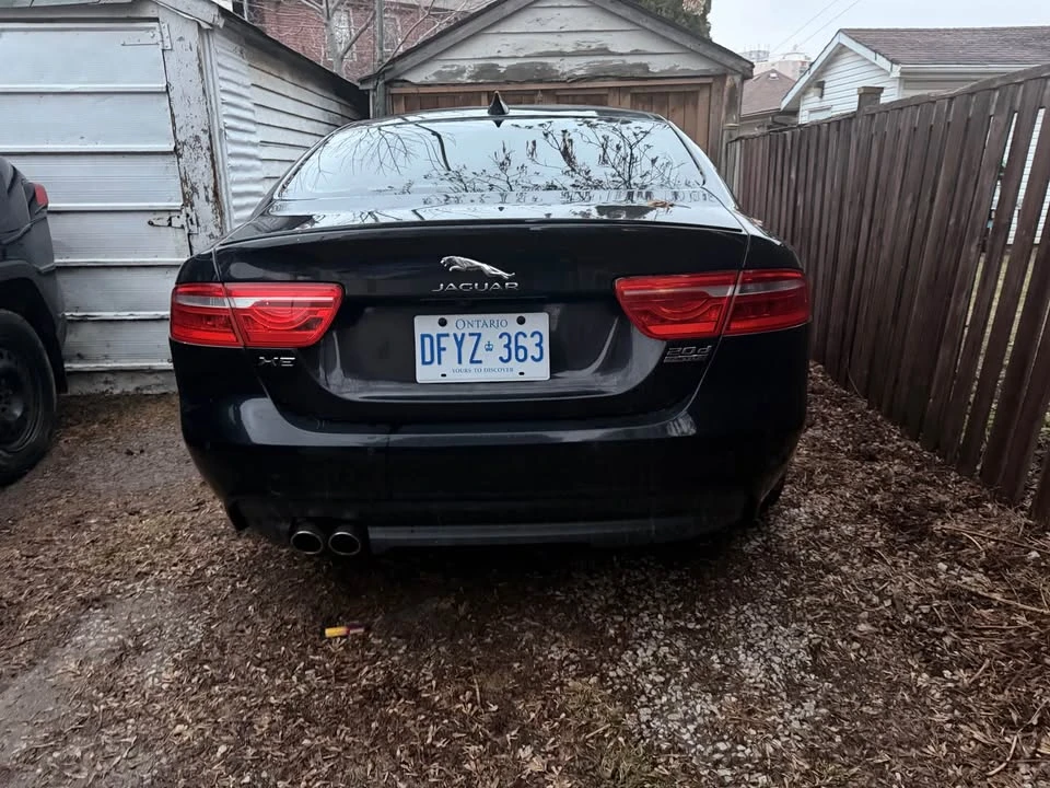 2018 Jaguar XE - Image 10 of 10