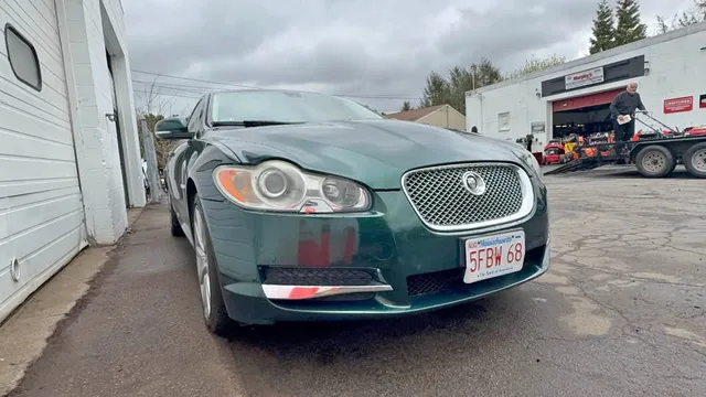 2011 Jaguar XF