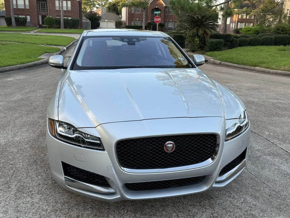 2016 Jaguar X260 XF - Image 2 of 21