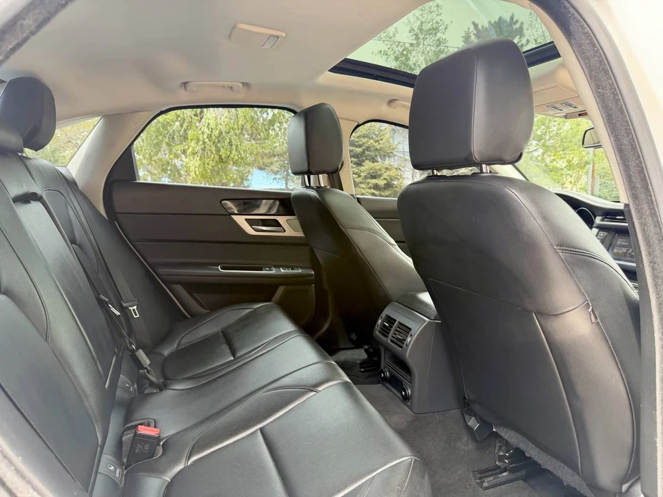 2019 Jaguar X260 XF - Image 17 of 20