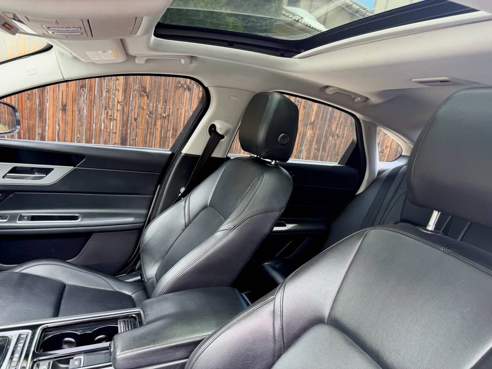 2019 Jaguar X260 XF - Image 16 of 20