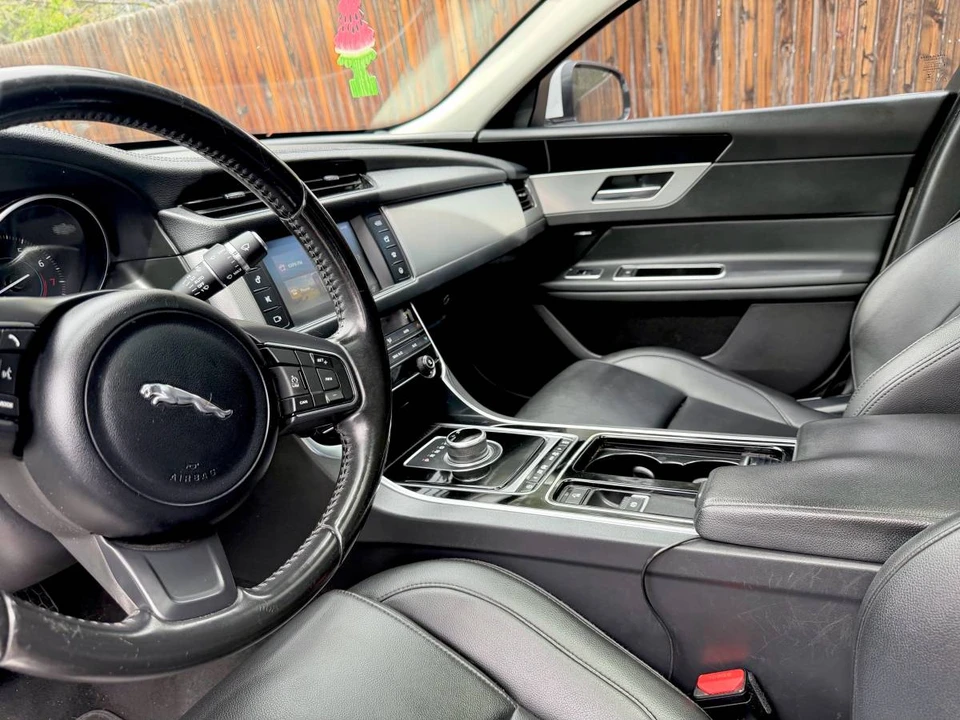 2019 Jaguar X260 XF - Image 15 of 20