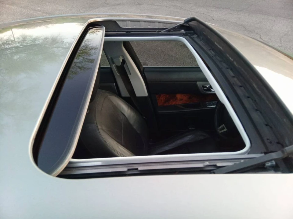 2010 Jaguar X250 XF - Image 23 of 24