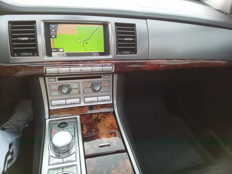 2010 Jaguar X250 XF - Image 13 of 24