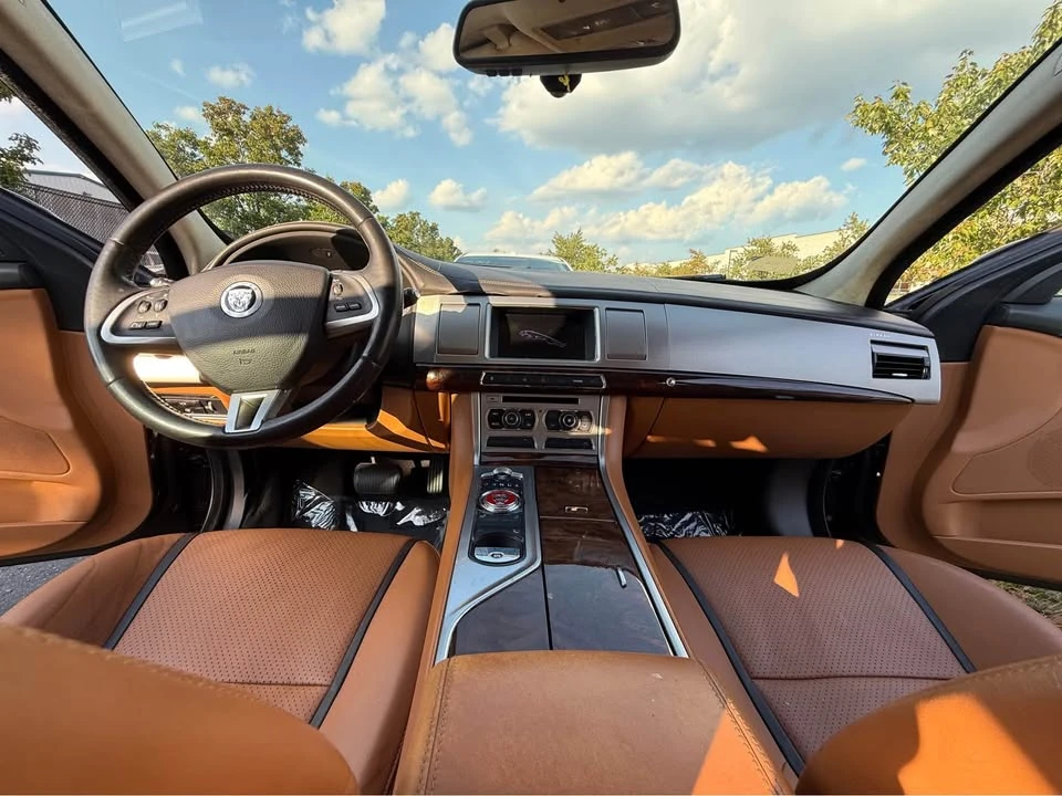 2012 Jaguar X250 XF - Image 4 of 10