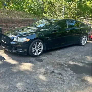 Jaguar XJ