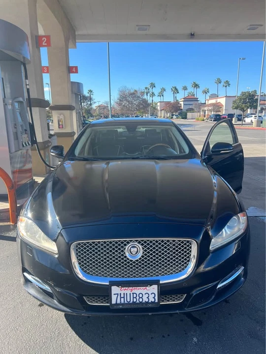 2011 Jaguar X351 XJ - Image 6 of 10