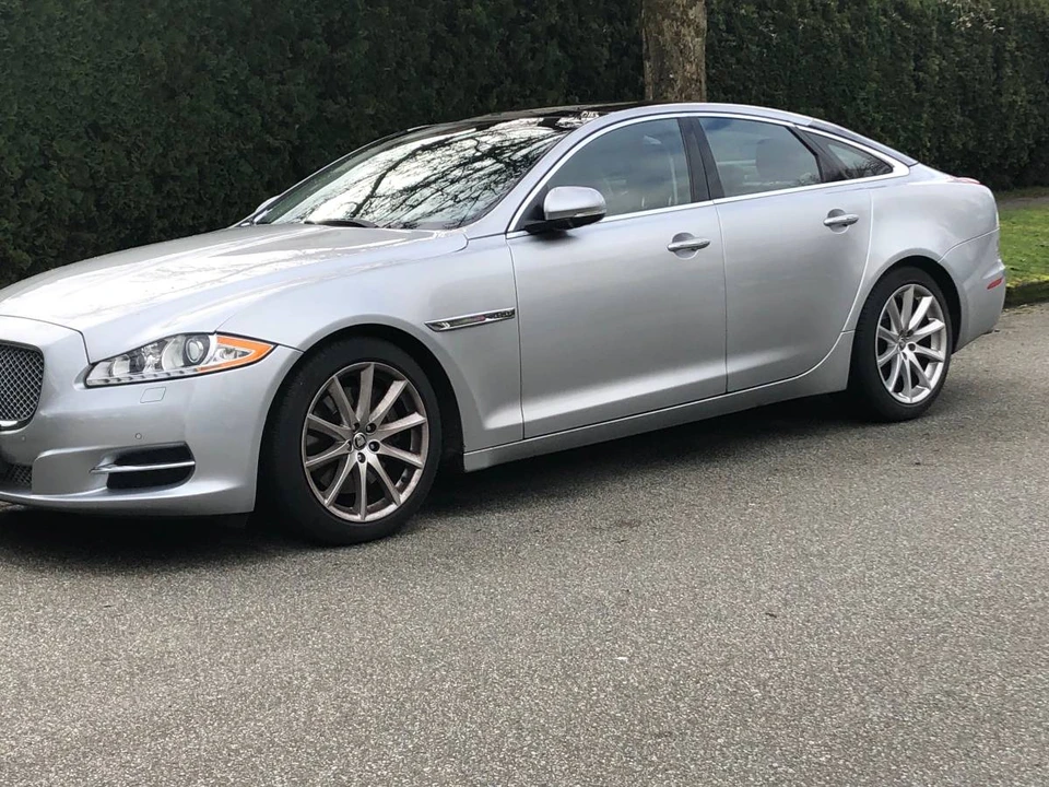 2012 Jaguar X351 XJ - Image 2 of 3
