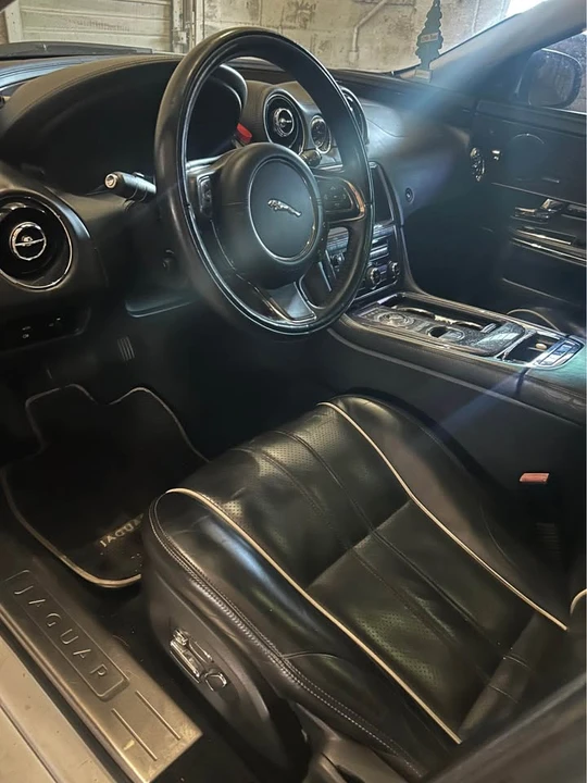 2013 Jaguar X351 XJ - Image 8 of 10