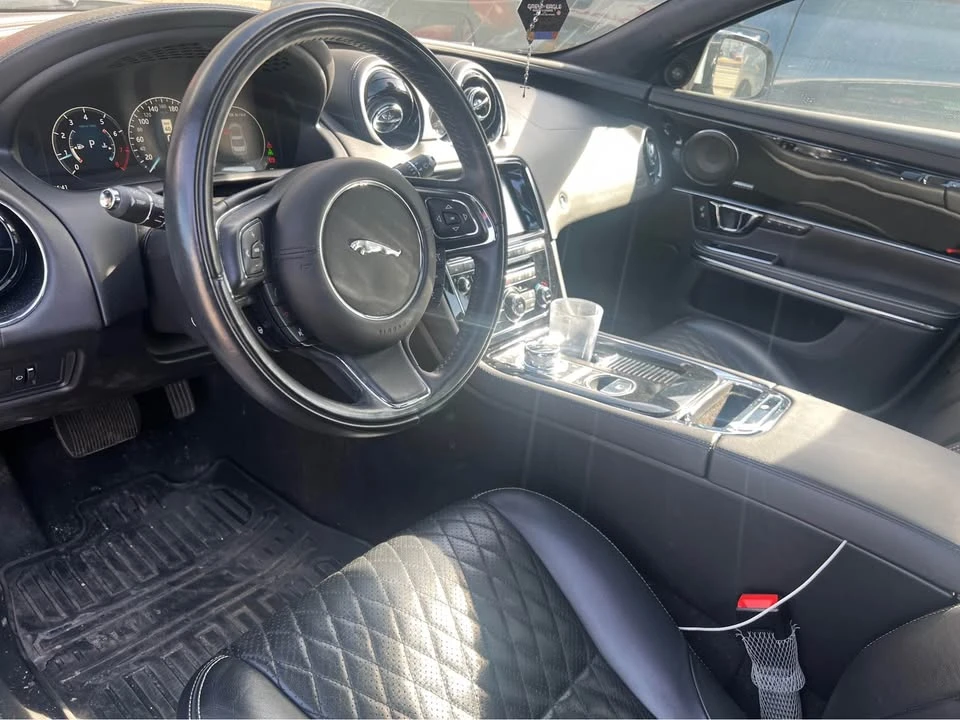 2019 Jaguar X351 XJ - Image 10 of 10