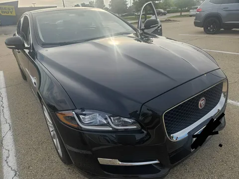 2016 Jaguar XJ Sport
