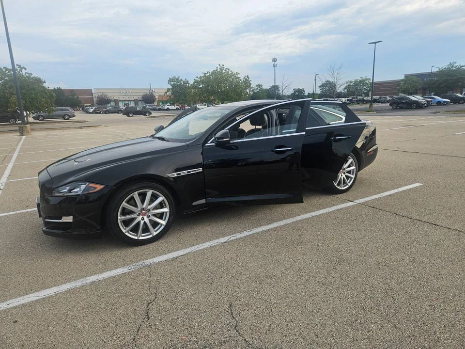 2016 Jaguar X351 XJ - Image 6 of 6