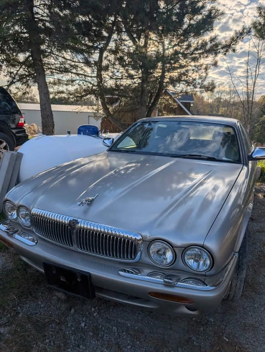 1999 Jaguar X308 XJ - Image 2 of 5