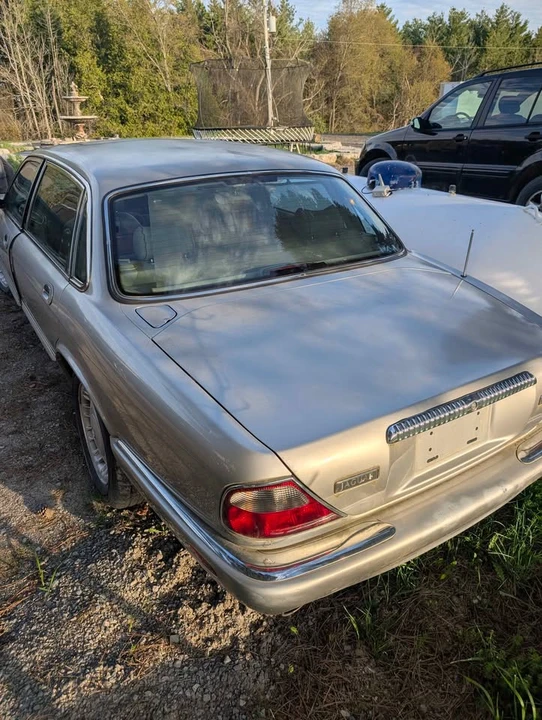 1999 Jaguar X308 XJ - Image 3 of 5