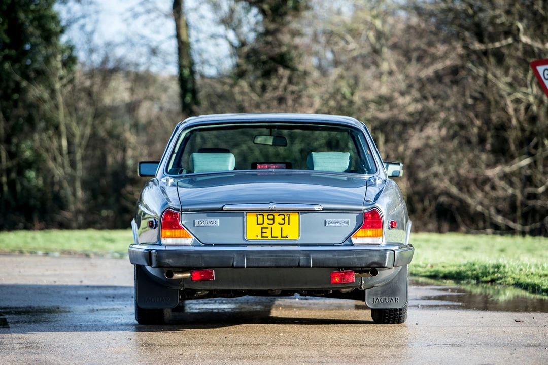 Jaguar XJ Series 3 - Image 6 of 16