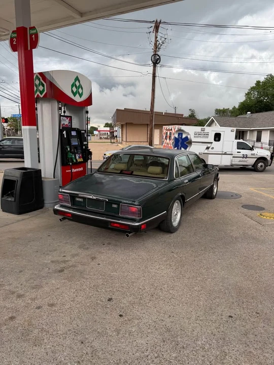 Jaguar XJ40 XJ - Image 3 of 5