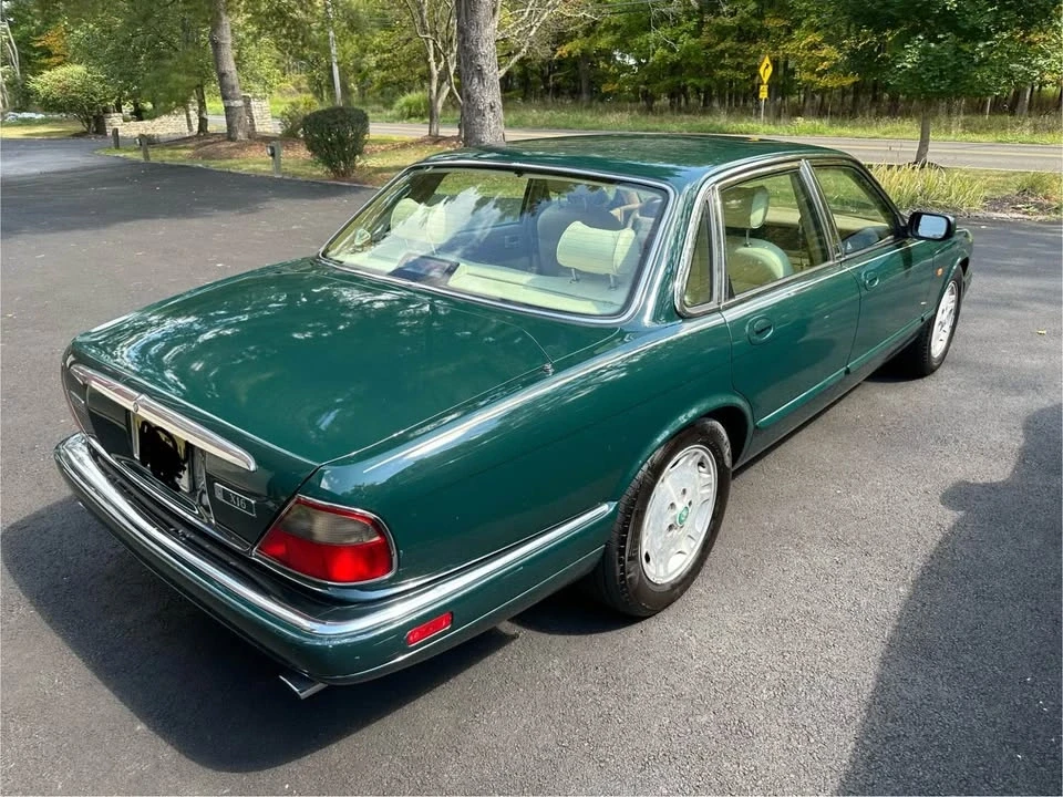 1995 Jaguar X300 XJ - Image 5 of 10