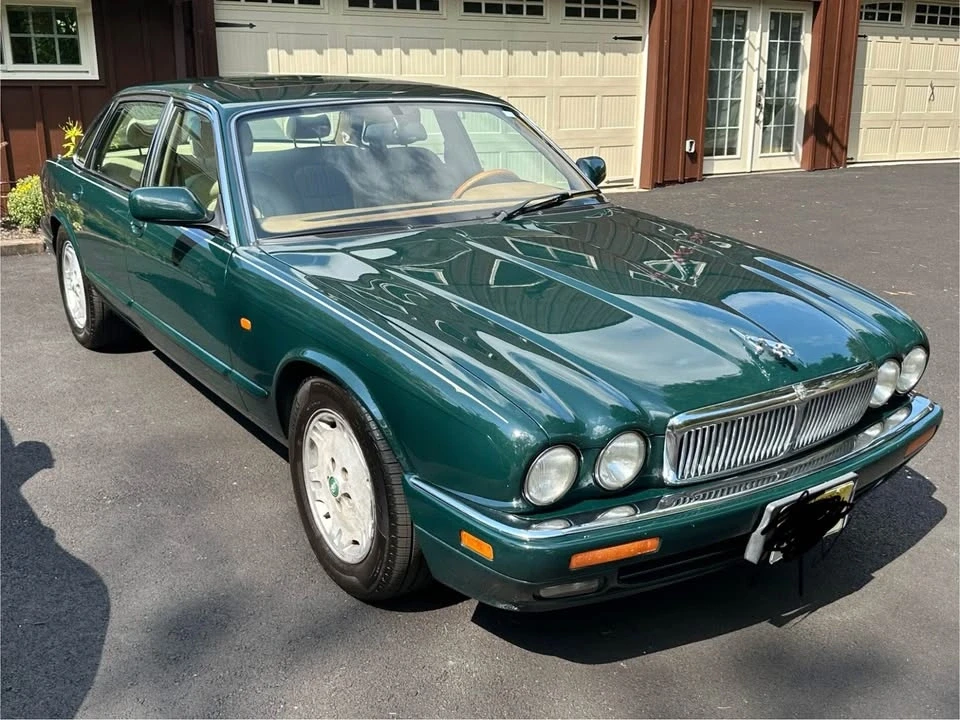 1995 Jaguar X300 XJ - Image 2 of 10