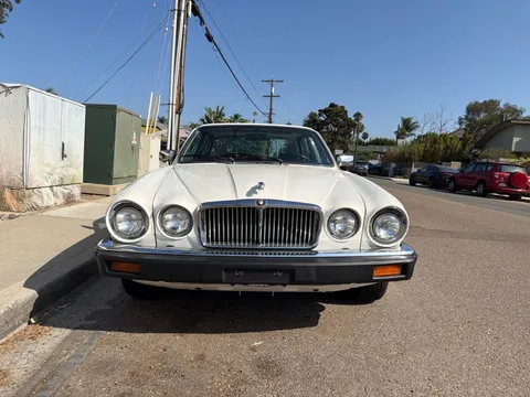 1986 Jaguar XJ6 Series 3