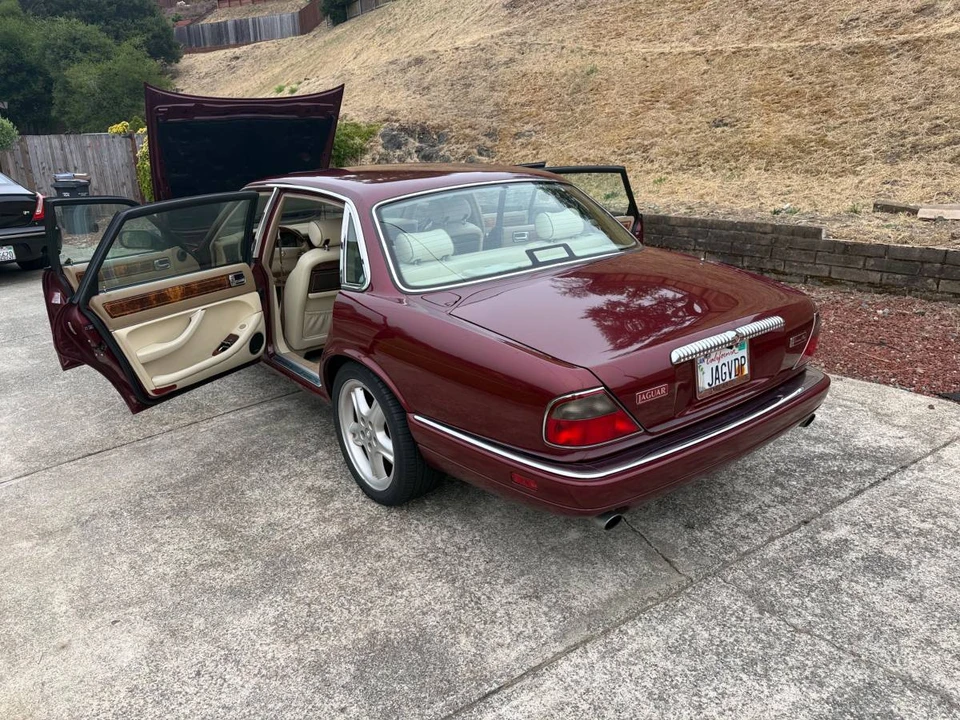 1997 Jaguar X300 XJ - Image 7 of 11