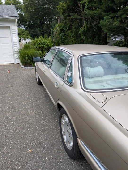 2003 Jaguar X308 XJ - Image 3 of 9