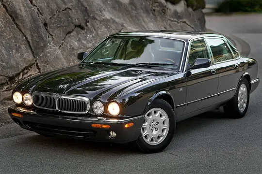 2000 Jaguar XJ8