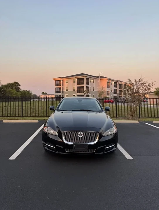 2011 Jaguar X351 XJ - Image 2 of 7