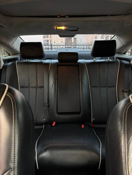 2011 Jaguar X351 XJ - Image 6 of 7