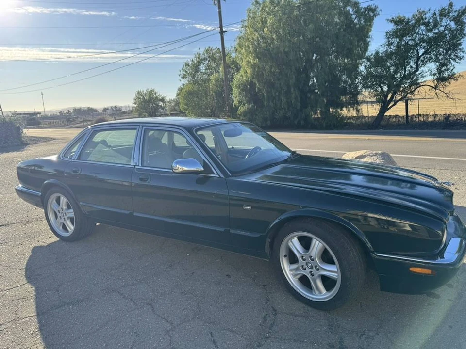 1998 Jaguar X308 XJR - Image 3 of 10