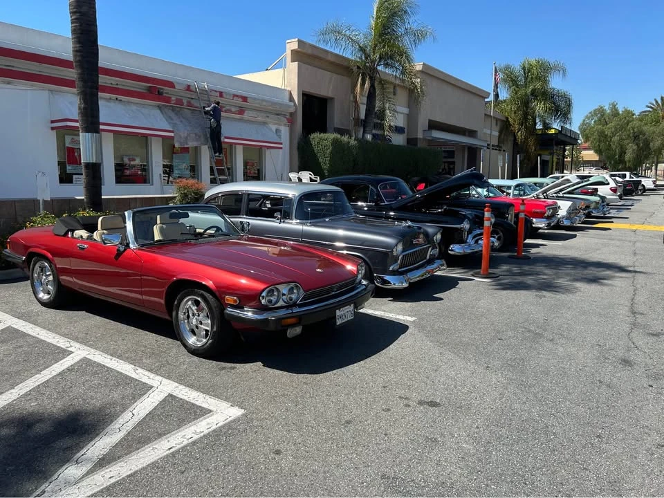 Jaguar XJS Convertible - Image 10 of 10
