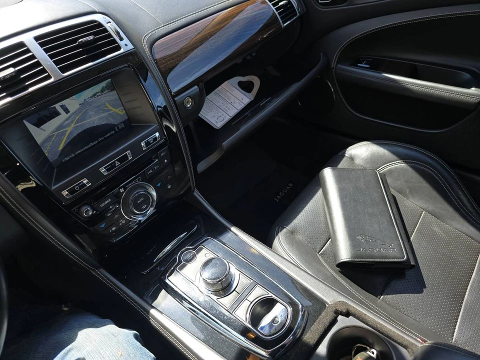 2013 Jaguar XK - Image 14 of 15