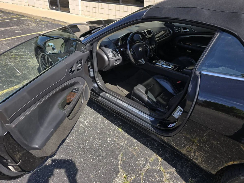 2013 Jaguar XK - Image 9 of 15