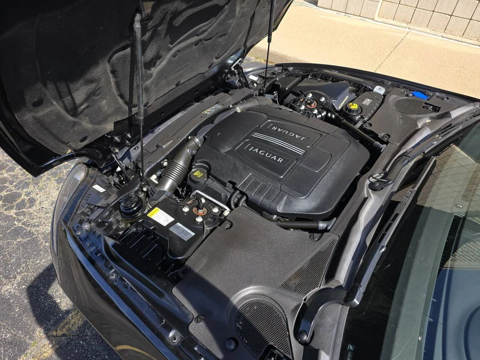 2013 Jaguar XK - Image 13 of 15
