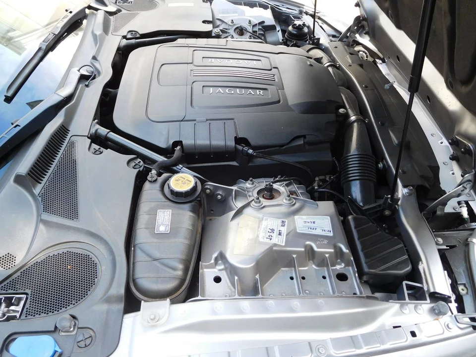 2011 Jaguar X150 XK - Image 14 of 23