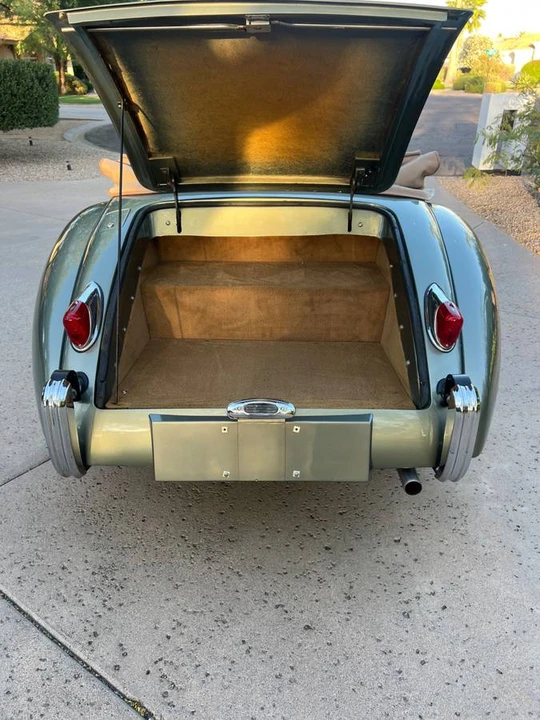 1954 Jaguar Replica - Image 8 of 13
