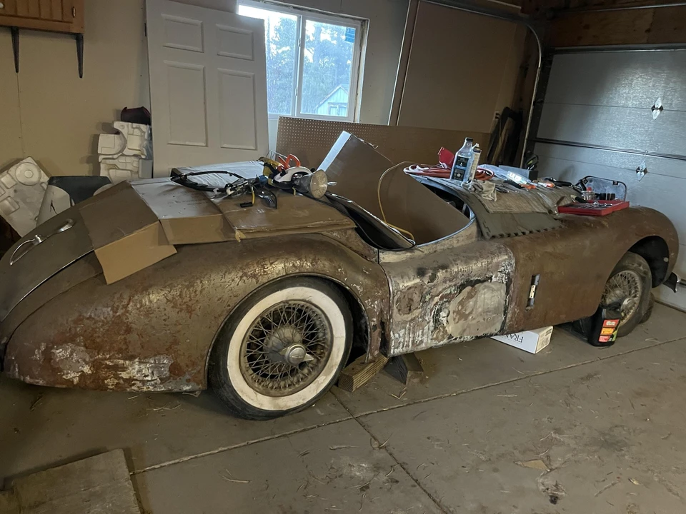 Jaguar XK140 OTS Roadster - Image 5 of 31