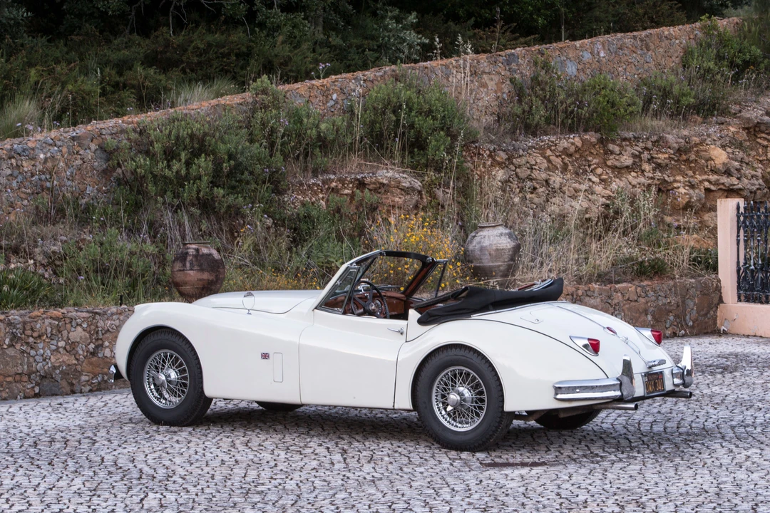 Jaguar XK140 DHC Drophead - Image 3 of 5