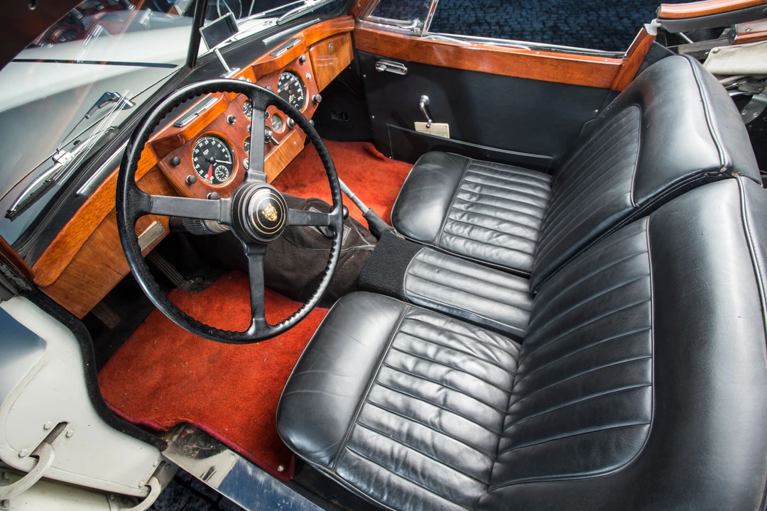 Jaguar XK140 DHC Drophead - Image 4 of 5