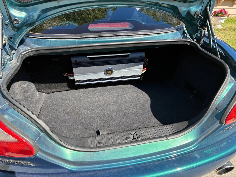 1997 Jaguar X100 XK8 - Image 10 of 11