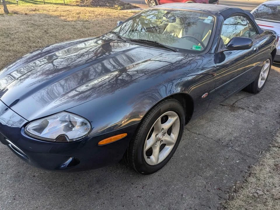 2000 Jaguar X100 XK8 - Image 2 of 10