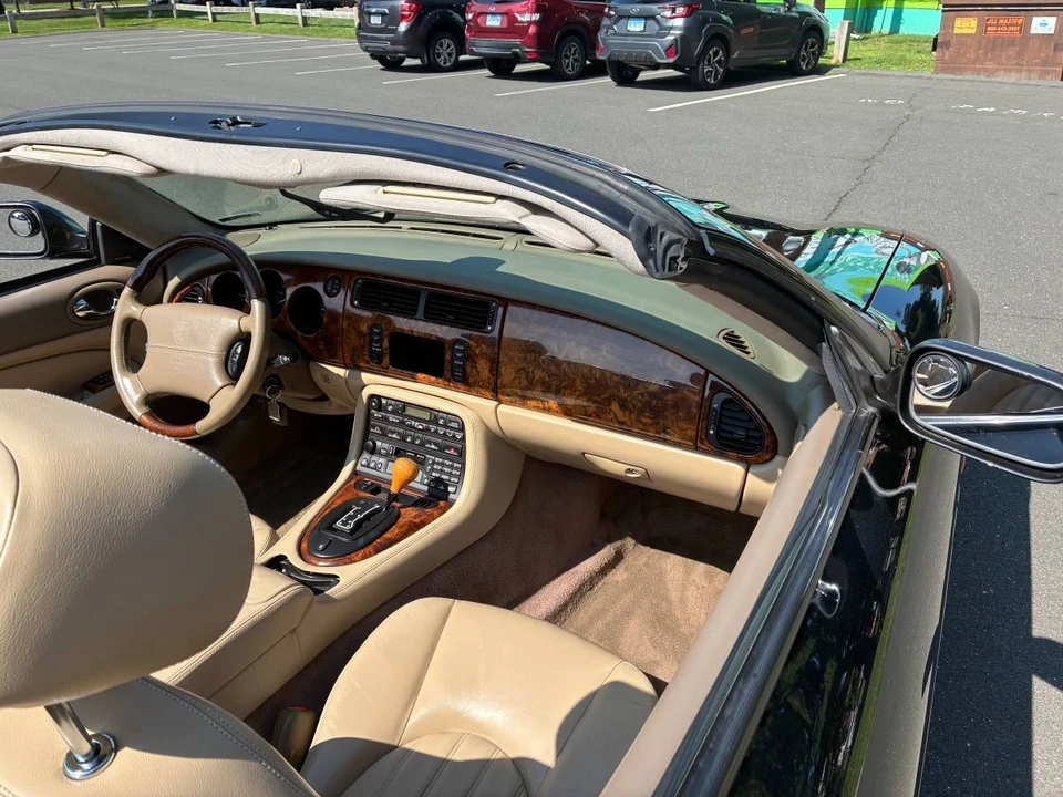 2003 Jaguar X100 XK8 - Image 6 of 10