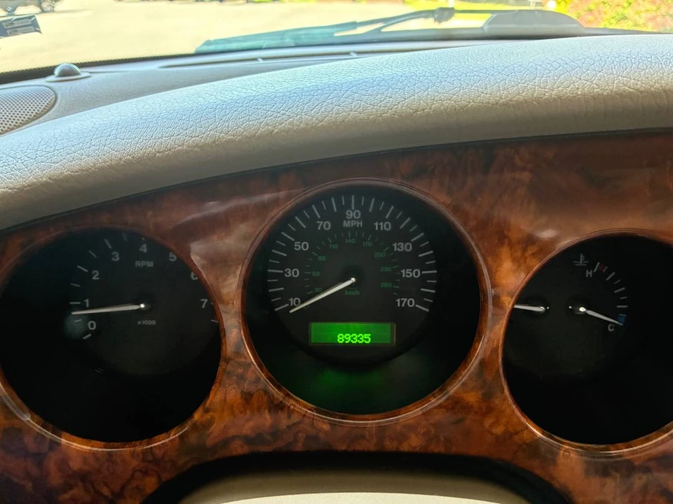 2003 Jaguar X100 XK8 - Image 10 of 10