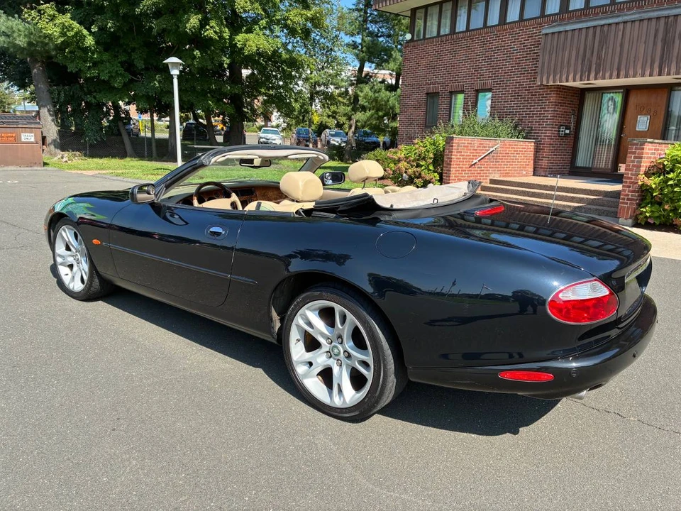 2003 Jaguar X100 XK8 - Image 4 of 10