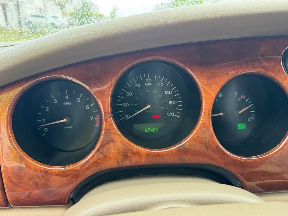 1999 Jaguar X100 XK8 - Image 7 of 8