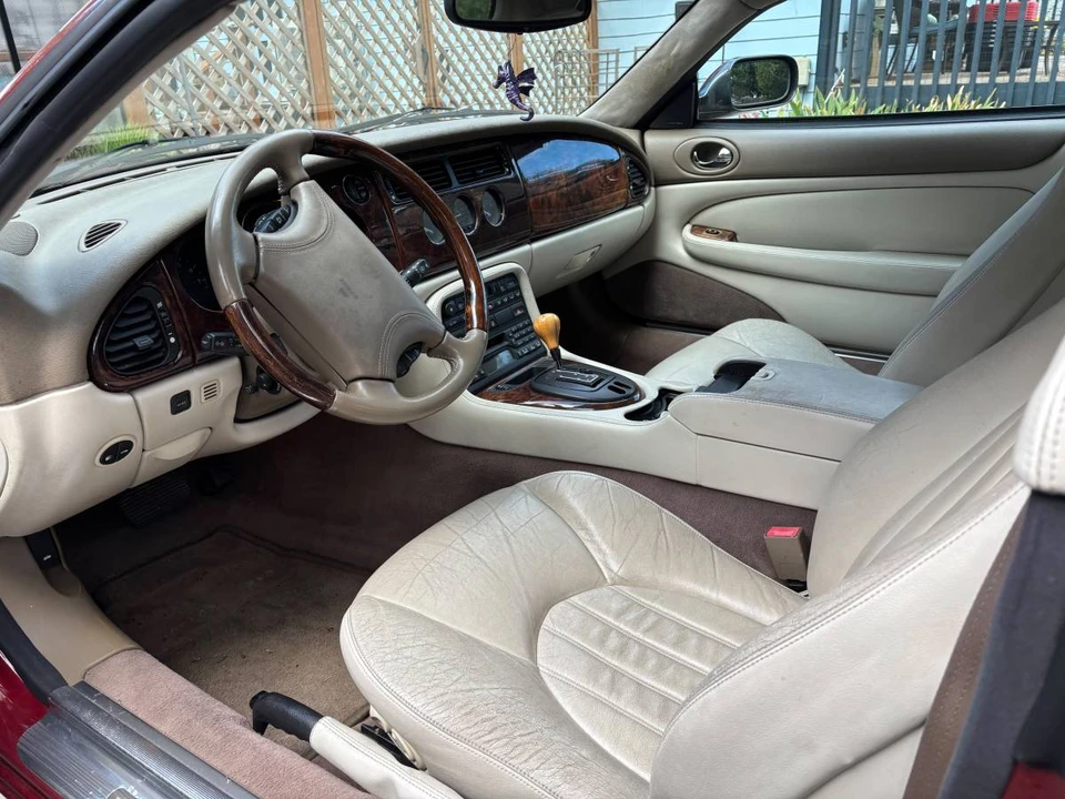1999 Jaguar X100 XK8 - Image 10 of 14